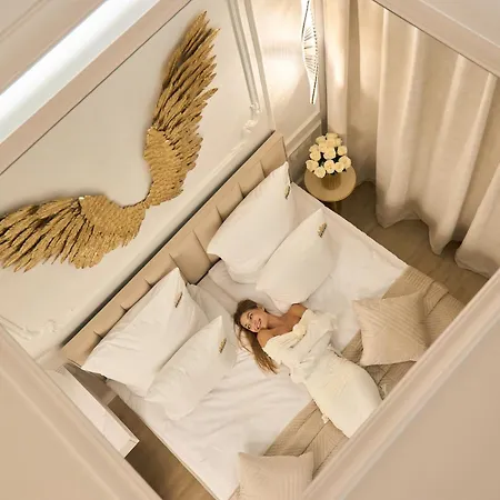 Jacuzzi Mirror Granaria By Downtown 3*