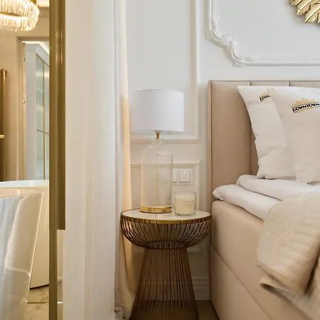 Jacuzzi Mirror Granaria By Downtown דירה גדנסק