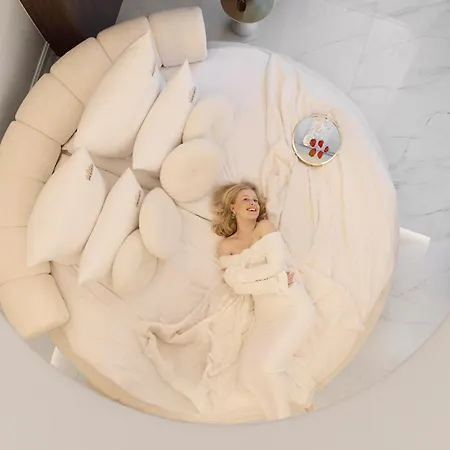 Appart hôtel Jacuzzi Mirror Granaria By Downtown