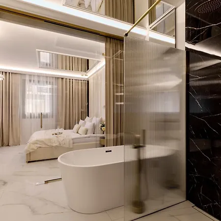 Jacuzzi Mirror Granaria By Downtown 3* Danzica