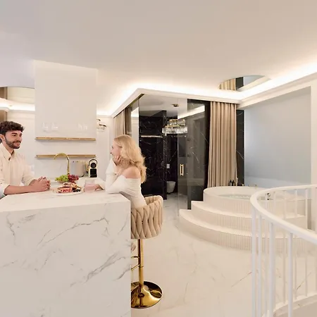 Jacuzzi Mirror Granaria By Downtown 3* Danzica