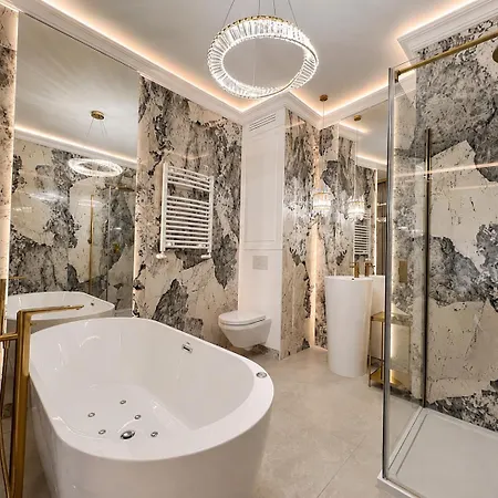 Jacuzzi Mirror Granaria By Downtown