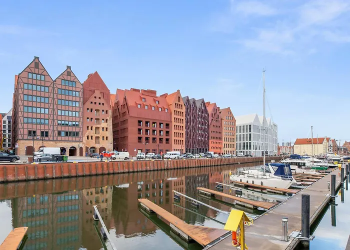 Jacuzzi Mirror Granaria By Downtown 4* Gdańsk