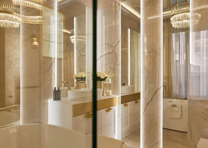 Jacuzzi Mirror Granaria By Downtown Apart-hotel