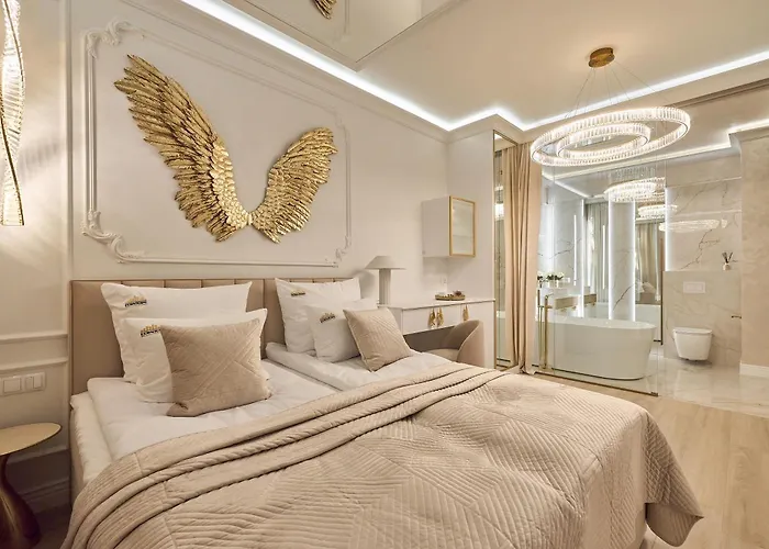 Apart-hotel Jacuzzi Mirror Granaria By Downtown 4*