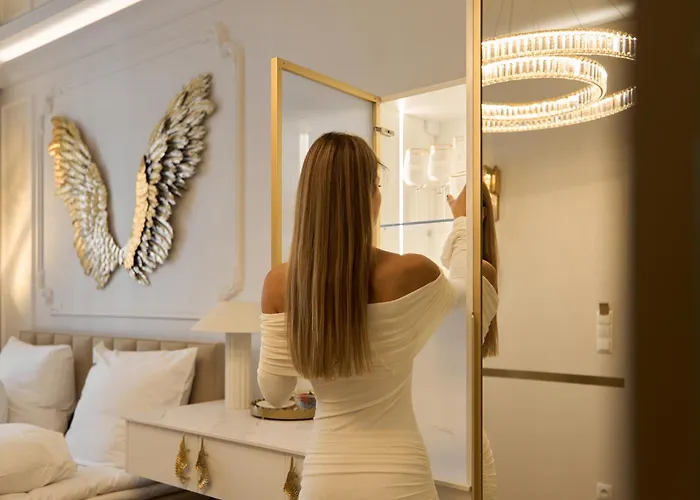 Jacuzzi Mirror Granaria By Downtown Apart-hotel