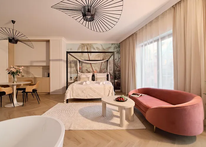 Jacuzzi Mirror Granaria By Downtown